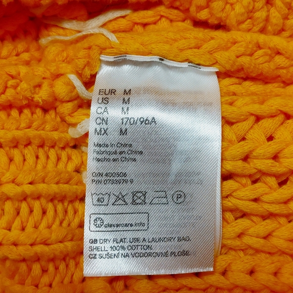 H&M orange oversize shoulder-pad cropped chunky sweater, M, NWT - Picture 9 of 9